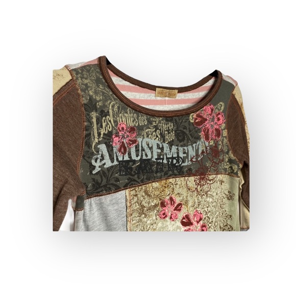 new skinny minnie 𖦹 Amusement Fair Patch Tee 𖦹 Embellished Mixed Print 𖦹 S - Picture 12 of 15